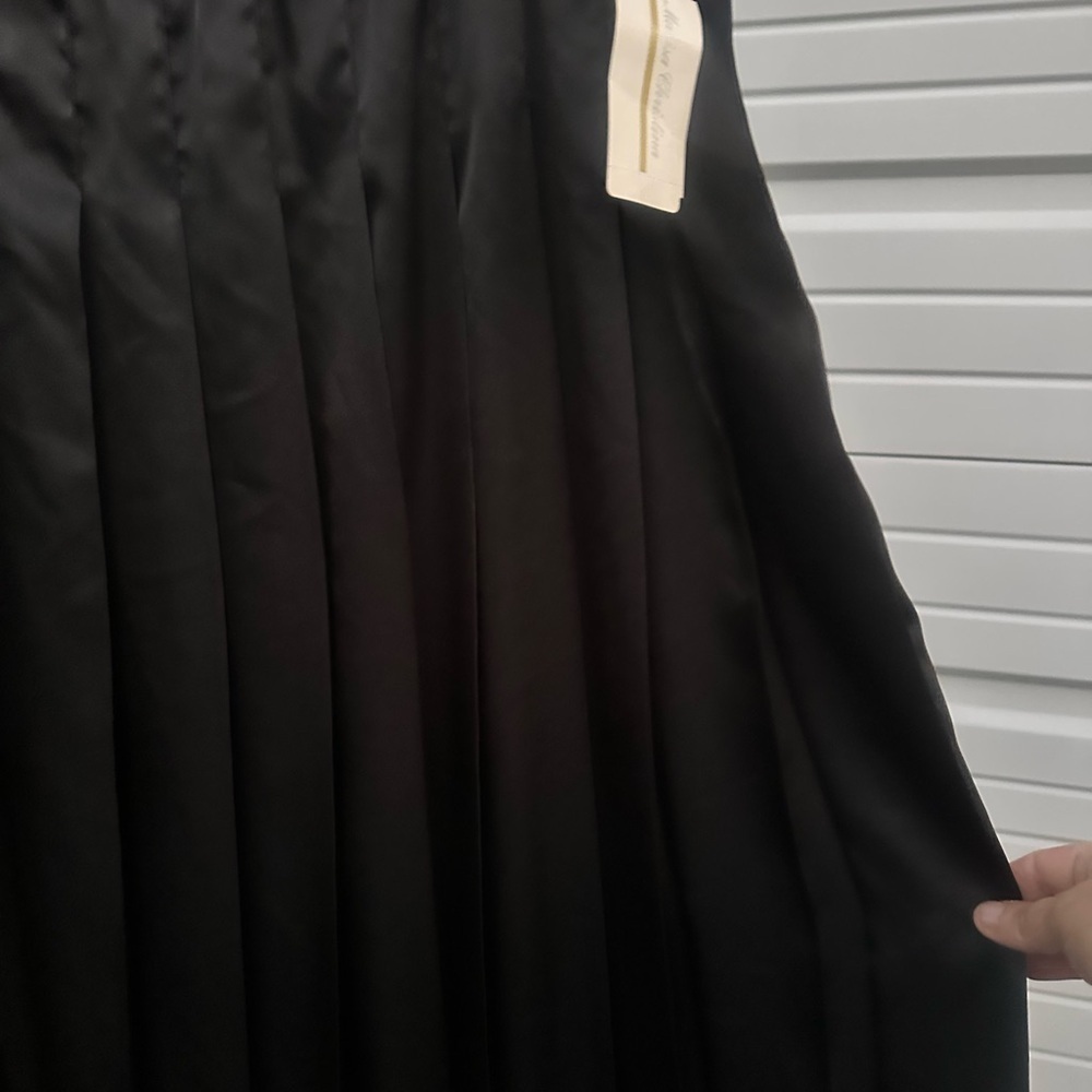 Marisa Christina Black plus  Midi Skirt size 1X - Picture 3 of 7